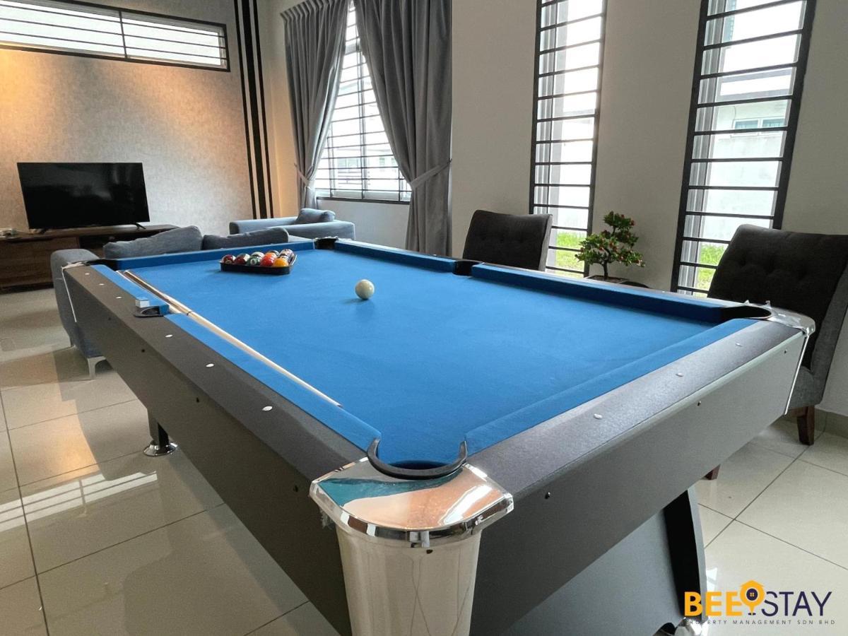 Desaru Arcadia Villa With Pool Table, Outdoor Bbq, Indoor Steamboat By Beestay Kangkar Chemaran Esterno foto